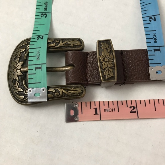 NWT Belt Double Buckle Brown with Etched Metal Hardware Vegan Size Small - Picture 6 of 12